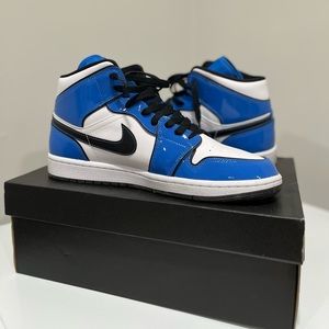 Air Jordan 1 Mid SE